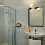 Gaston Hotel 4*