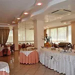 Hotel Gaston 4*