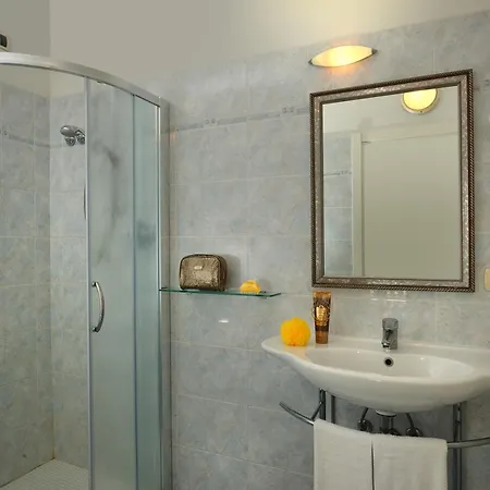 Gaston Ξενοδοχείο